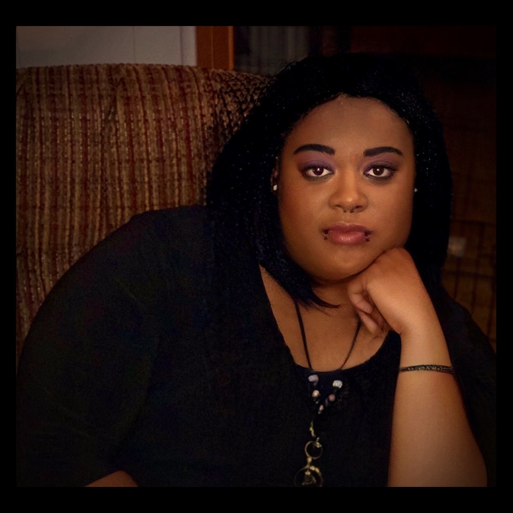 Meet your Posher, Carmine